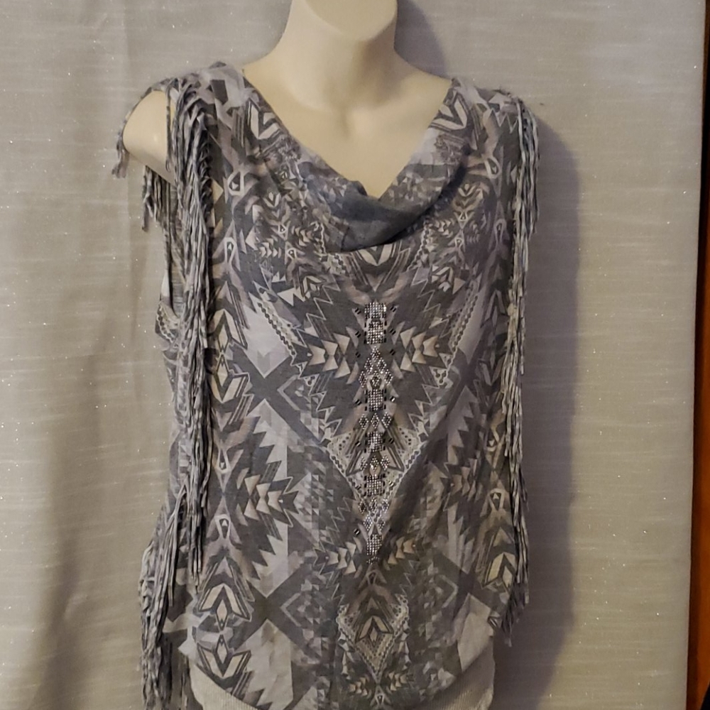 Emerald fringe top